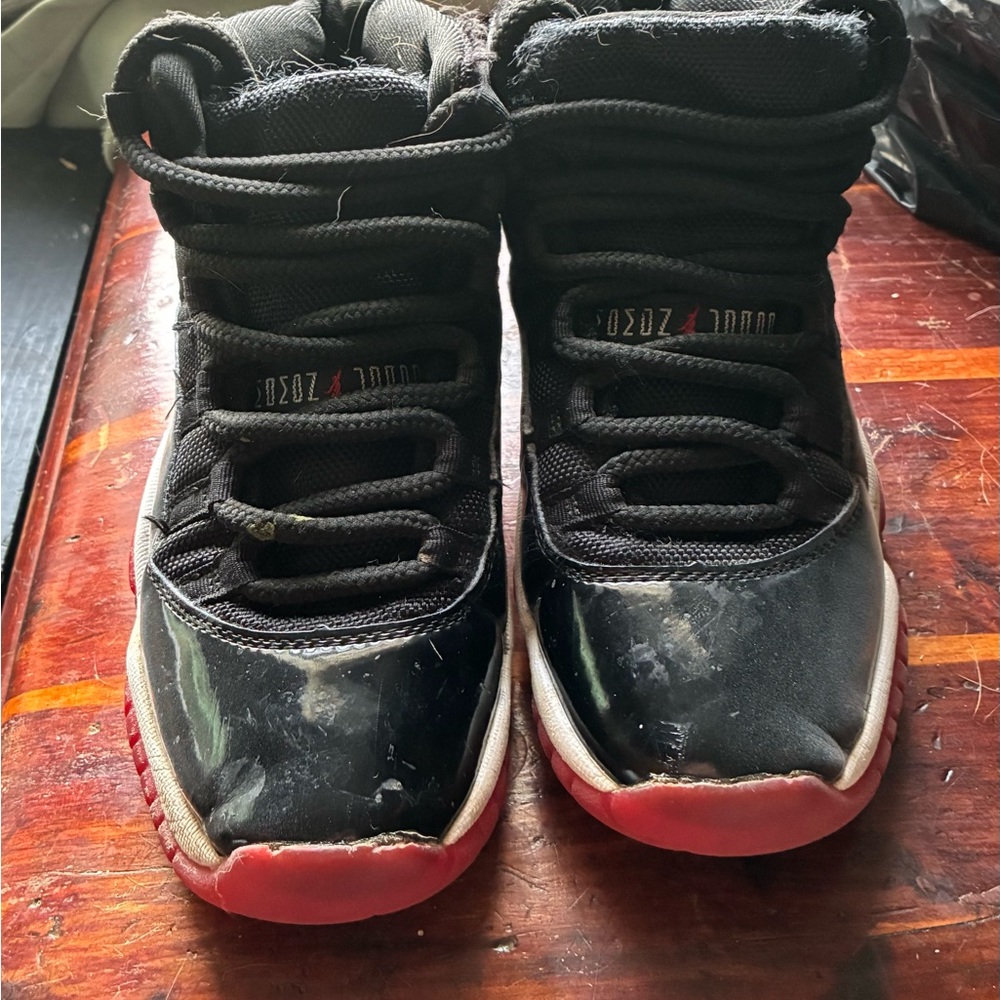 Bred Jordan 11s